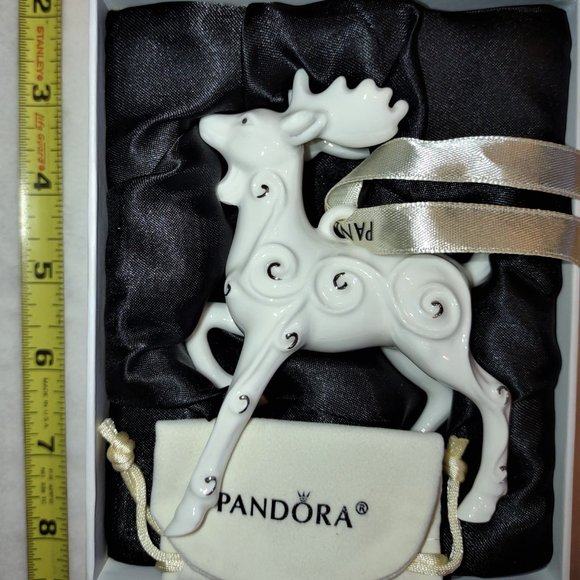 RARE 2017 Pandora Reindeer Ornament-Jared Exclusive - Picture 2 of 7